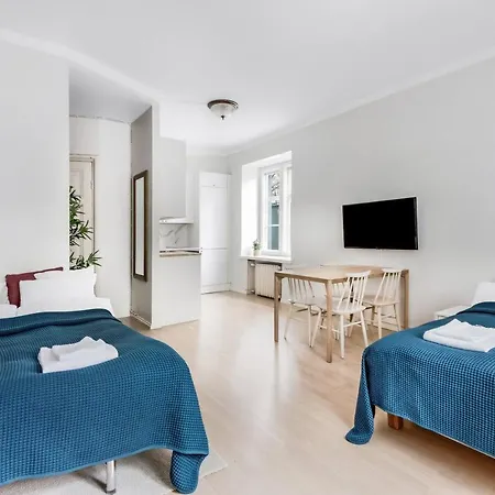 Wehost Modern Scandinavian In Trendy Kallio Appartement *