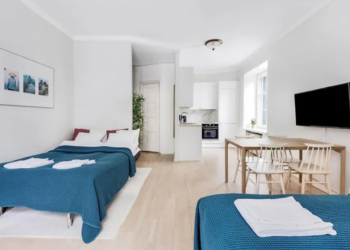 Wehost Modern Scandinavian In Trendy Kallio Хельсинки